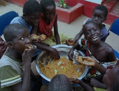 Mit esznek Afrikában? Mit esznek Afrikában?